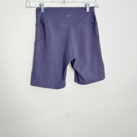 Womens Nike One Dri Fit Shorts Size Large - Picture 5 of 7